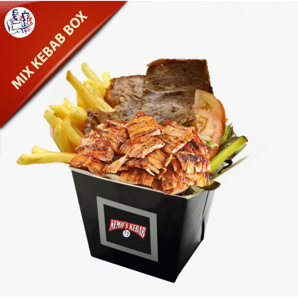 Mix Kebab Box med salat, dressing og pommes frites